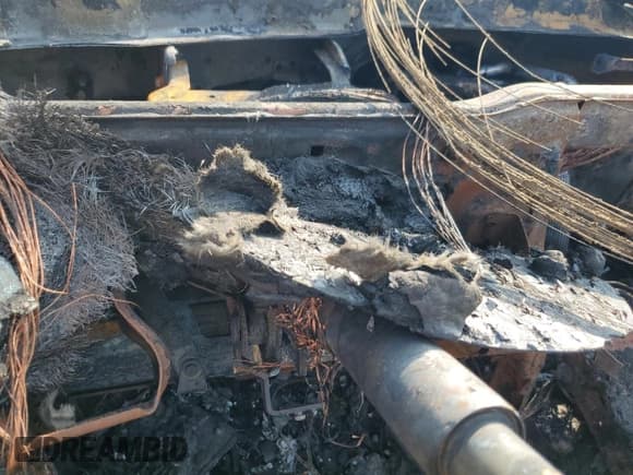 ✅ 2011 Audi A5 Premium Plus • VIN: WAULFAFH0BN012179 • Lot: 59547595. Listed on Copart with Not provided. Free auction sales archive from the USA and detailed vehicle history report at DreamBid. Image 9.