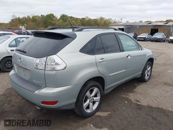 ✅ 2008 Lexus RX 350 • VIN: 2T2HK31U58C071420 • Lot: 43564389. Listed on IAAI with 202,788 mi. Free auction sales archive from the USA and detailed vehicle history report at DreamBid. Image 4.
