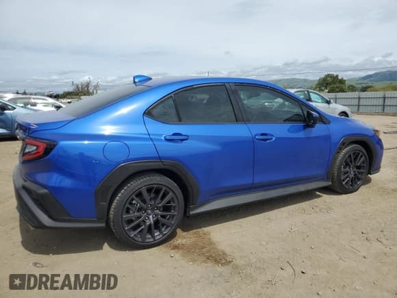 ✅ 2023 Subaru WRX Premium • VIN: JF1VBAF65P9824749 • Lot: 52210825. Wystawiony na Copart z przebiegiem 4 965 mil. Bezpłatny archiwum sprzedaży aukcyjnych z USA i szczegółowy raport historii pojazdu na DreamBid. Zdjęcie 3.