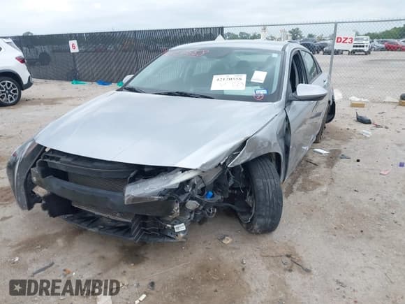 ✅ 2023 Hyundai Elantra SEL • VIN: 5NPLM4AG1PH103915 • Lot: 42120558. Listed on IAAI with 66,810 mi. Free auction sales archive from the USA and detailed vehicle history report at DreamBid. Image 2.