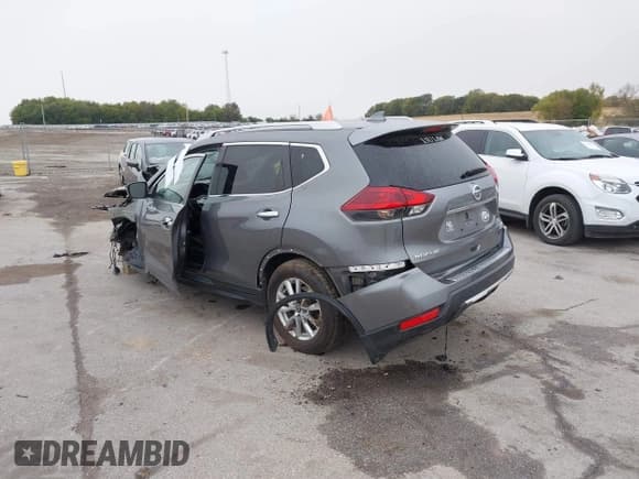 ✅ 2018 Nissan Rogue SV • VIN: KNMAT2MV4JP612370 • Lot: 43441570. Wystawiony na IAAI z przebiegiem 114 149 mil. Bezpłatny archiwum sprzedaży aukcyjnych z USA i szczegółowy raport historii pojazdu na DreamBid. Zdjęcie 3.