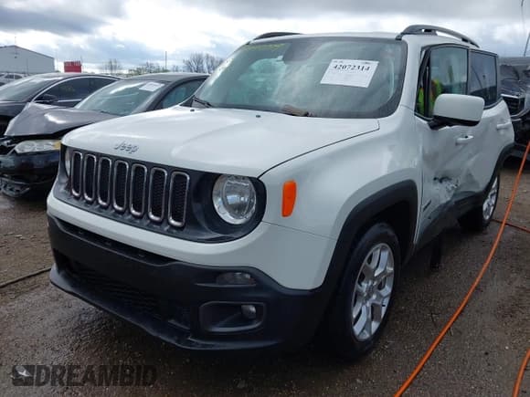 ✅ 2017 Jeep Renegade Latitude • VIN: ZACCJABB9HPG51308 • Lot: 42072314. Listed on IAAI with 102,849 mi. Free auction sales archive from the USA and detailed vehicle history report at DreamBid. Image 2.