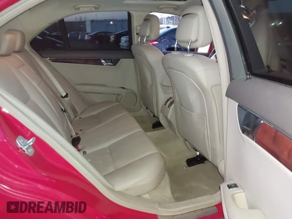 ✅ 2010 Mercedes-Benz C 300 Sport • VIN: WDDGF5EB0AR112028 • Lot: 43731204. Listed on IAAI with Not provided. Free auction sales archive from the USA and detailed vehicle history report at DreamBid. Image 8.