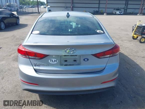 ✅ 2017 Hyundai Elantra Value Edition • VIN: 5NPD84LF6HH201384 • Lot: 42735278. Listed on IAAI with 64,829 mi. Free auction sales archive from the USA and detailed vehicle history report at DreamBid. Image 16.