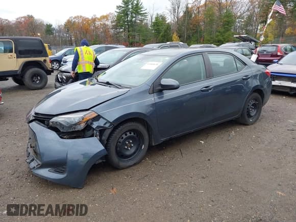 ✅ 2019 Toyota Corolla SE • VIN: 2T1BURHE1KC177019 • Lot: 43585636. Wystawiony na IAAI z przebiegiem 155 133 mil. Bezpłatny archiwum sprzedaży aukcyjnych z USA i szczegółowy raport historii pojazdu na DreamBid. Zdjęcie 2.