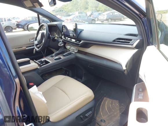 ✅ 2022 Toyota Sienna XLE • VIN: 5TDYSKFC8NS051809 • Лот: 42823541. Опубликован ранее на IAAI с пробегом 24 427 миль. Бесплатный доступ к архиву аукционных продаж из США и подробный отчёт об истории автомобиля на DreamBid. Изображение 5.