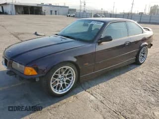 ✅ 1995 BMW 3 Series M3 • VIN: WBSBF9324SEH03062 • Lot: 87878685. Wystawiony na Copart z przebiegiem 251 070 mil. Bezpłatny archiwum sprzedaży aukcyjnych z USA i szczegółowy raport historii pojazdu na DreamBid. Zdjęcie 1.