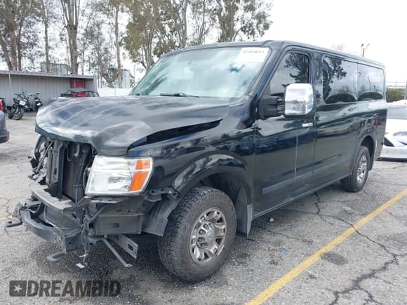 ✅ 2018 Nissan NV 3500 HD SL • VIN: 5BZAF0AA7JN850660 • Lot: 41494013. Listed on IAAI with 124,891 mi. Free auction sales archive from the USA and detailed vehicle history report at DreamBid. Image 2.