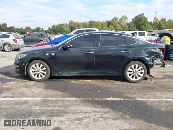 ✅ 2017 Kia Optima EX • VIN: 5XXGU4L38HG132675 • Лот: 43414313. Опубликован ранее на IAAI с пробегом 84 098 миль. Бесплатный доступ к архиву аукционных продаж из США и подробный отчёт об истории автомобиля на DreamBid. Изображение 15.