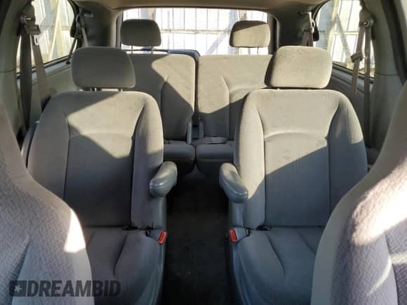 2004 Dodge Caravan SE с VIN 1D4GP24R14B555325, выставлен на аукционе Copart как лот 77415014 с пробегом 274 632 миль миль и На запчасти • Non repairable. История ставок и продаж доступна на DreamBid. Изображение 10.