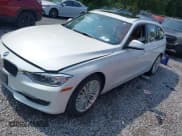 ✅ 2014 BMW 3 Series 328i xDrive • VIN: WBA3G7C54EKN37343 • Лот: 42952623. Опубликован ранее на IAAI с пробегом 85 123 миль. Бесплатный доступ к архиву аукционных продаж из США и подробный отчёт об истории автомобиля на DreamBid. Изображение 17.