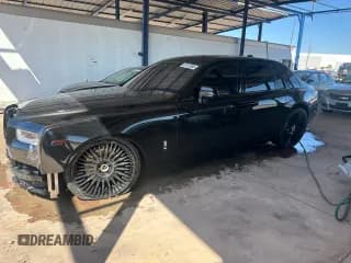 ✅ 2018 Rolls-Royce Phantom • VIN: SCA687S53JU104584 • Lot: 67137354. Wystawiony na Copart z przebiegiem 11 034 mil. Bezpłatny archiwum sprzedaży aukcyjnych z USA i szczegółowy raport historii pojazdu na DreamBid. Zdjęcie 1.