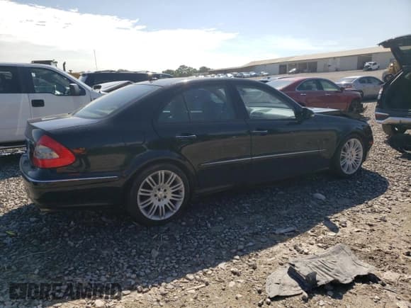 ✅ 2007 Mercedes-Benz E 350 • VIN: WDBUF56XX7B153337 • Lot: 57443175. Listed on Copart with 142,547 mi. Free auction sales archive from the USA and detailed vehicle history report at DreamBid. Image 3.