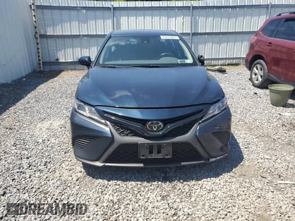 2020 Toyota Camry SE with VIN 4T1G11BKXLU009734, listed as a Copart auction lot 63015835 with 80,593 mi miles and Salvage title. Bid and sale history available at DreamBid. Image 5.