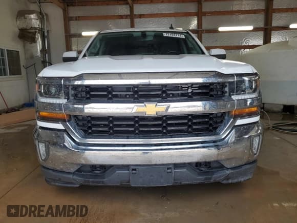 ✅ 2019 Chevrolet Silverado 1500 LT • VIN: 2GCVKPEC1K1199479 • Lot: 73194114. Wystawiony na Copart z przebiegiem 60 468 mil. Bezpłatny archiwum sprzedaży aukcyjnych z USA i szczegółowy raport historii pojazdu na DreamBid. Zdjęcie 5.