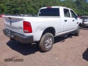 ✅ 2014 Ram 2500 Tradesman • VIN: 3C6UR5CL2EG328329 • Lot: 42300073. Wystawiony na IAAI z przebiegiem Nie podano. Bezpłatny archiwum sprzedaży aukcyjnych z USA i szczegółowy raport historii pojazdu na DreamBid. Zdjęcie 4.