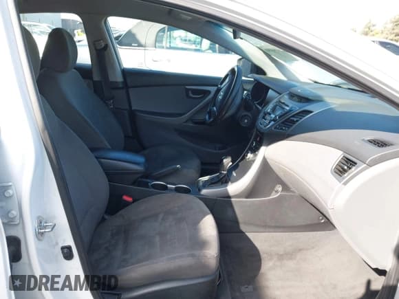✅ 2014 Hyundai Elantra SE • VIN: 5NPDH4AE6EH516661 • Lot: 43502240. Listed on IAAI with 172,889 mi. Free auction sales archive from the USA and detailed vehicle history report at DreamBid. Image 5.