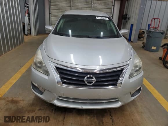 ✅ 2013 Nissan Altima SV • VIN: 1N4AL3AP6DC907872 • Lot: 91683235. Wystawiony na Copart z przebiegiem 200 520 mil. Bezpłatny archiwum sprzedaży aukcyjnych z USA i szczegółowy raport historii pojazdu na DreamBid. Zdjęcie 5.