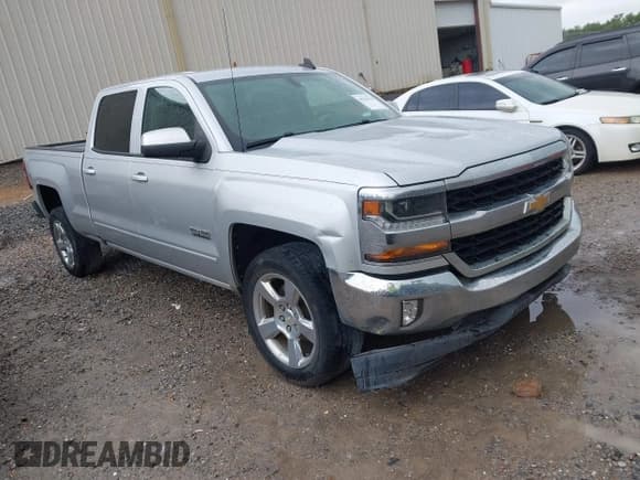 ✅ 2018 Chevrolet Silverado 1500 LT • VIN: 1GCPCREC2JF216332 • Lot: 42790355. Wystawiony na IAAI z przebiegiem 144 218 mil. Bezpłatny archiwum sprzedaży aukcyjnych z USA i szczegółowy raport historii pojazdu na DreamBid. Zdjęcie 1.