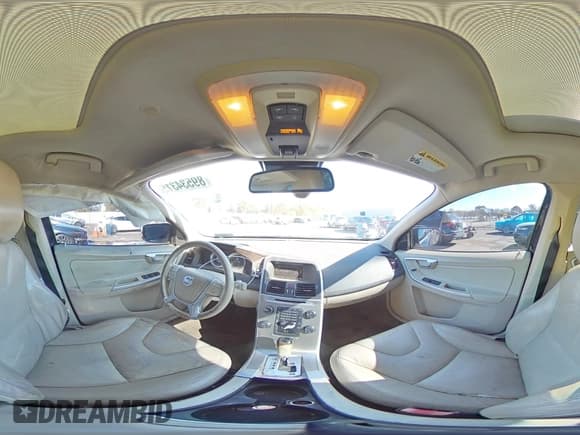 ✅ 2011 Volvo XC60 3.2L • VIN: YV4940DZ0B2210638 • Lot: 89534315. Wystawiony na Copart z przebiegiem 204 004 mil. Bezpłatny archiwum sprzedaży aukcyjnych z USA i szczegółowy raport historii pojazdu na DreamBid. Zdjęcie 16.