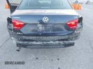 ✅ 2015 Volkswagen Passat S • VIN: 1VWAT7A31FC014572 • Lot: 43681668. Listed on IAAI with 197,929 mi. Free auction sales archive from the USA and detailed vehicle history report at DreamBid. Image 6.