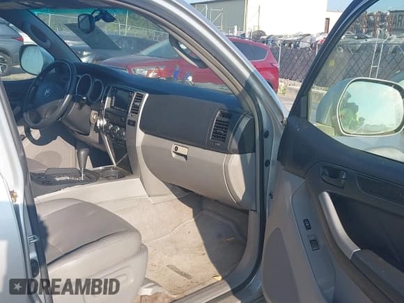 ✅ 2005 Toyota 4Runner Limited • VIN: JTEBT17R958022075 • Лот: 42937016. Опубликован ранее на IAAI с пробегом 245 432 миль. Бесплатный доступ к архиву аукционных продаж из США и подробный отчёт об истории автомобиля на DreamBid. Изображение 5.