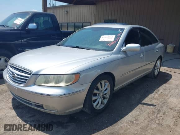 2006 Hyundai Azera SE с VIN KMHFC46F26A047498, выставлен на аукционе IAAI как лот 42093355 с пробегом 175 168 миль миль и . История ставок и продаж доступна на DreamBid. Изображение 2.