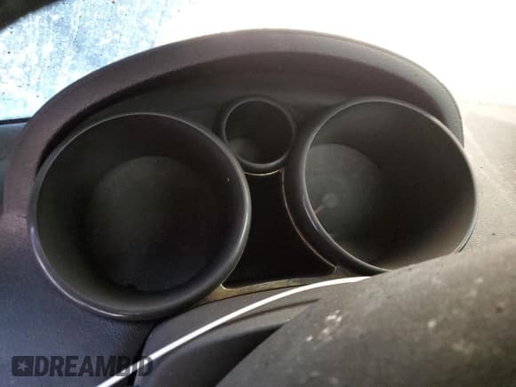 ✅ 2008 Saturn Sky • VIN: 1G8MB35B78Y100966 • Лот: 70483695. Опубликован ранее на Copart с пробегом Не указан. Бесплатный доступ к архиву аукционных продаж из США и подробный отчёт об истории автомобиля на DreamBid. Изображение 9.