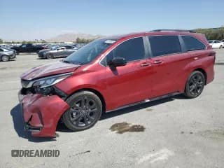 ✅ 2024 Toyota Sienna XSE • VIN: 5TDDRKEC0RS209836 • Лот: 69148805. Опубликован ранее на Copart с пробегом 12 165 миль. Бесплатный доступ к архиву аукционных продаж из США и подробный отчёт об истории автомобиля на DreamBid. Изображение 1.