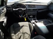 ✅ 2017 Kia Optima • VIN: KNAGT4LE5H5011172 • Lot: 85005705. Wystawiony na Copart z przebiegiem 139 957 mil. Bezpłatny archiwum sprzedaży aukcyjnych z USA i szczegółowy raport historii pojazdu na DreamBid. Zdjęcie 8.