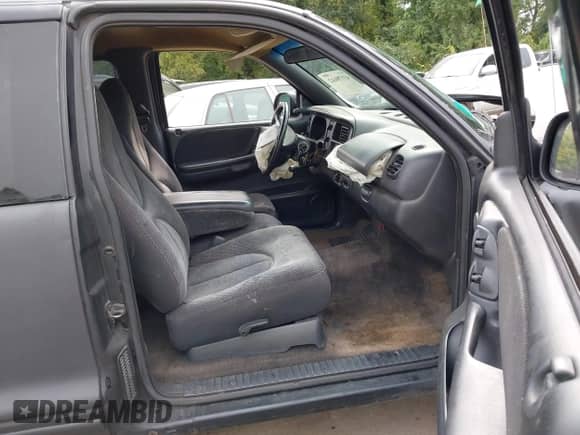 1997 Dodge Dakota with VIN 1B7GL23Y1VS158359, listed as a IAAI auction lot 43170442 with 223,703 mi miles and . Bid and sale history available at DreamBid. Image 5.