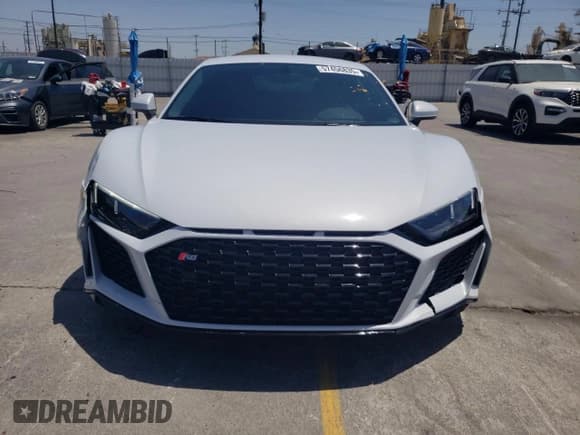 ✅ 2023 Audi R8 performance quattro • VIN: WUACEAFX9P7900103 • Lot: 57456835. Listed on Copart with 5,220 mi. Free auction sales archive from the USA and detailed vehicle history report at DreamBid. Image 5.