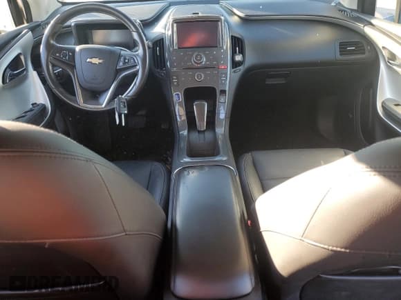 ✅ 2015 Chevrolet Volt • VIN: 1G1RB6E49FU103704 • Lot: 80109404. Wystawiony na Copart z przebiegiem Nie podano. Bezpłatny archiwum sprzedaży aukcyjnych z USA i szczegółowy raport historii pojazdu na DreamBid. Zdjęcie 8.