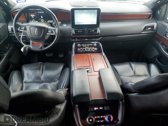 ✅ 2021 Lincoln Navigator Reserve • VIN: 5LMJJ3KT2MEL02854 • Lot: 85067144. Listed on Copart with 91,418 mi. Free auction sales archive from the USA and detailed vehicle history report at DreamBid. Image 8.