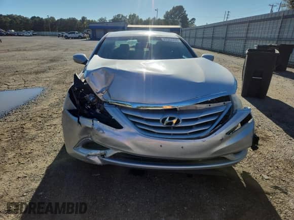 2011 Hyundai Sonata GLS with VIN 5NPEB4AC1BH088045, listed as a Copart auction lot 87262455 with 176,619 mi miles and Salvage title. Bid and sale history available at DreamBid. Image 5.