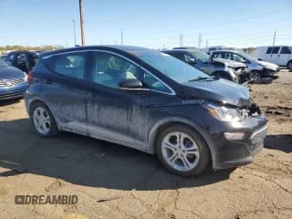 ✅ 2017 Chevrolet Bolt EV LT • VIN: 1G1FW6S05H4183563 • Lot: 76746144. Wystawiony na Copart z przebiegiem 143 214 mil. Bezpłatny archiwum sprzedaży aukcyjnych z USA i szczegółowy raport historii pojazdu na DreamBid. Zdjęcie 4.
