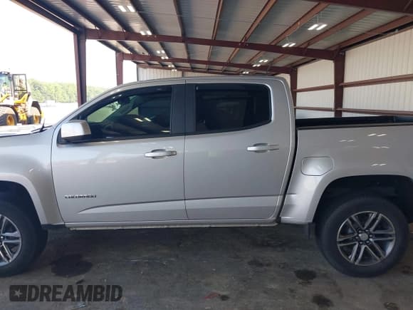 ✅ 2020 Chevrolet Colorado 4WD Work Truck • VIN: 1GCGTBEN3L1215909 • Lot: 42591564. Listed on IAAI with 45,369 mi. Free auction sales archive from the USA and detailed vehicle history report at DreamBid. Image 15.