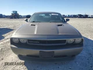 ✅ 2011 Dodge Challenger • VIN: 2B3CJ4DG6BH596191 • Lot: 41855095. Wystawiony na Copart z przebiegiem 247 901 mil. Bezpłatny archiwum sprzedaży aukcyjnych z USA i szczegółowy raport historii pojazdu na DreamBid. Zdjęcie 5.
