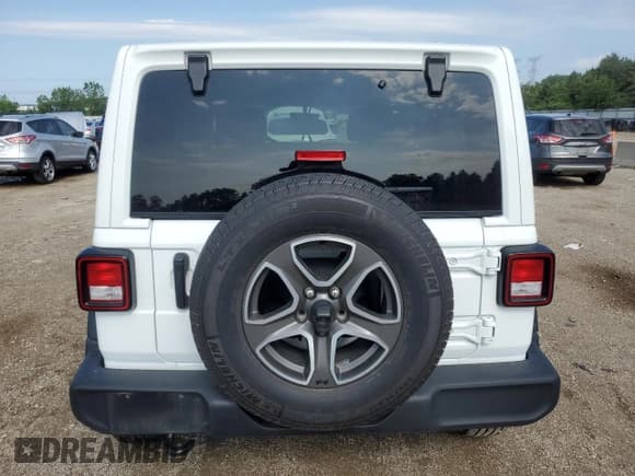 ✅ 2022 Jeep Wrangler Unlimited Sport Altitude • VIN: 1C4HJXDN0NW132386 • Лот: 61382185. Опубликован ранее на Copart с пробегом 65 673 миль. Бесплатный доступ к архиву аукционных продаж из США и подробный отчёт об истории автомобиля на DreamBid. Изображение 6.