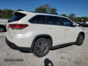 ✅ 2018 Toyota Highlander SE • VIN: 5TDJZRFH2JS541643 • Lot: 82588675. Wystawiony na Copart z przebiegiem 41 666 mil. Bezpłatny archiwum sprzedaży aukcyjnych z USA i szczegółowy raport historii pojazdu na DreamBid. Zdjęcie 3.