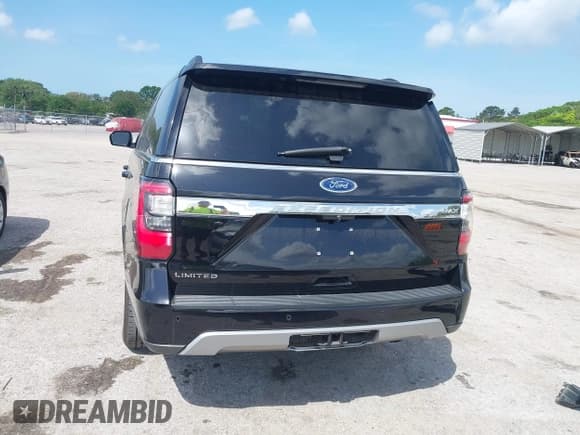 ✅ 2021 Ford Expedition Max Limited • VIN: 1FMJK1KT8MEA07617 • Lot: 41972742. Listed on IAAI with 30,808 mi. Free auction sales archive from the USA and detailed vehicle history report at DreamBid. Image 17.
