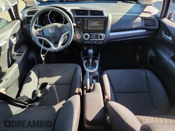 ✅ 2019 Honda Fit EX • VIN: 3HGGK5H88KM748996 • Lot: 92603115. Listed on Copart with 58,098 mi. Free auction sales archive from the USA and detailed vehicle history report at DreamBid. Image 8.
