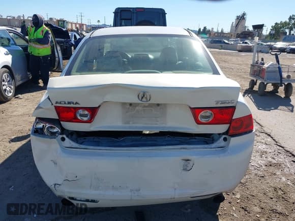 ✅ 2004 Acura TSX • VIN: JH4CL96874C046188 • Lot: 43565119. Listed on IAAI with 298,674 mi. Free auction sales archive from the USA and detailed vehicle history report at DreamBid. Image 6.