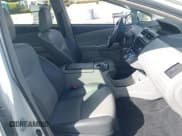 ✅ 2017 Toyota Prius Two • VIN: JTDZN3EU9HJ063285 • Lot: 41696704. Listed on IAAI with 411,285 mi. Free auction sales archive from the USA and detailed vehicle history report at DreamBid. Image 5.