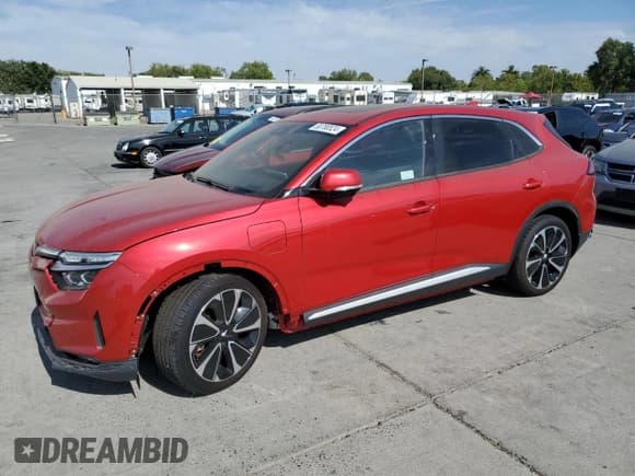 ✅ 2023 VinFast VF 8 Plus • VIN: RLLV1AFA5PH003227 • Lot: 58780524. Wystawiony na Copart z przebiegiem 18 mil. Bezpłatny archiwum sprzedaży aukcyjnych z USA i szczegółowy raport historii pojazdu na DreamBid. Zdjęcie 1.