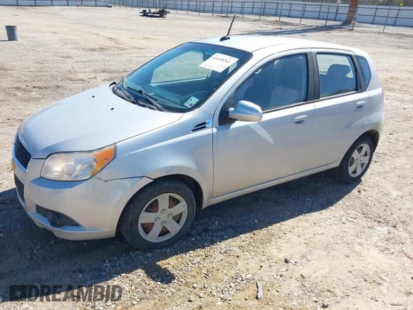 ✅ 2009 Chevrolet Aveo 1LT • VIN: KL1TD66E19B651119 • Lot: 41648261. Wystawiony na IAAI z przebiegiem 132 456 mil. Bezpłatny archiwum sprzedaży aukcyjnych z USA i szczegółowy raport historii pojazdu na DreamBid. Zdjęcie 2.