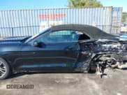 ✅ 2017 Ford Mustang EcoBoost Premium • VIN: 1FATP8UHXH5273510 • Lot: 43611714. Wystawiony na IAAI z przebiegiem 89 721 mil. Bezpłatny archiwum sprzedaży aukcyjnych z USA i szczegółowy raport historii pojazdu na DreamBid. Zdjęcie 15.