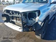 ✅ 2016 Toyota 4Runner SR5 • VIN: JTEBU5JR2G5315236 • Lot: 43470895. Wystawiony na IAAI z przebiegiem 145 605 mil. Bezpłatny archiwum sprzedaży aukcyjnych z USA i szczegółowy raport historii pojazdu na DreamBid. Zdjęcie 6.