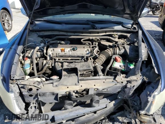 ✅ 2010 Honda Accord EX-L • VIN: 1HGCP2F80AA028007 • Lot: 86117955. Wystawiony na Copart z przebiegiem 89 084 mil. Bezpłatny archiwum sprzedaży aukcyjnych z USA i szczegółowy raport historii pojazdu na DreamBid. Zdjęcie 11.