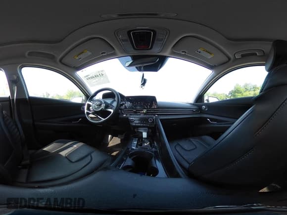 ✅ 2024 Hyundai Elantra Limited • VIN: KMHLP4DG9RU800577 • Lot: 42484059. Listed on IAAI with 24,731 mi. Free auction sales archive from the USA and detailed vehicle history report at DreamBid. Image 18.